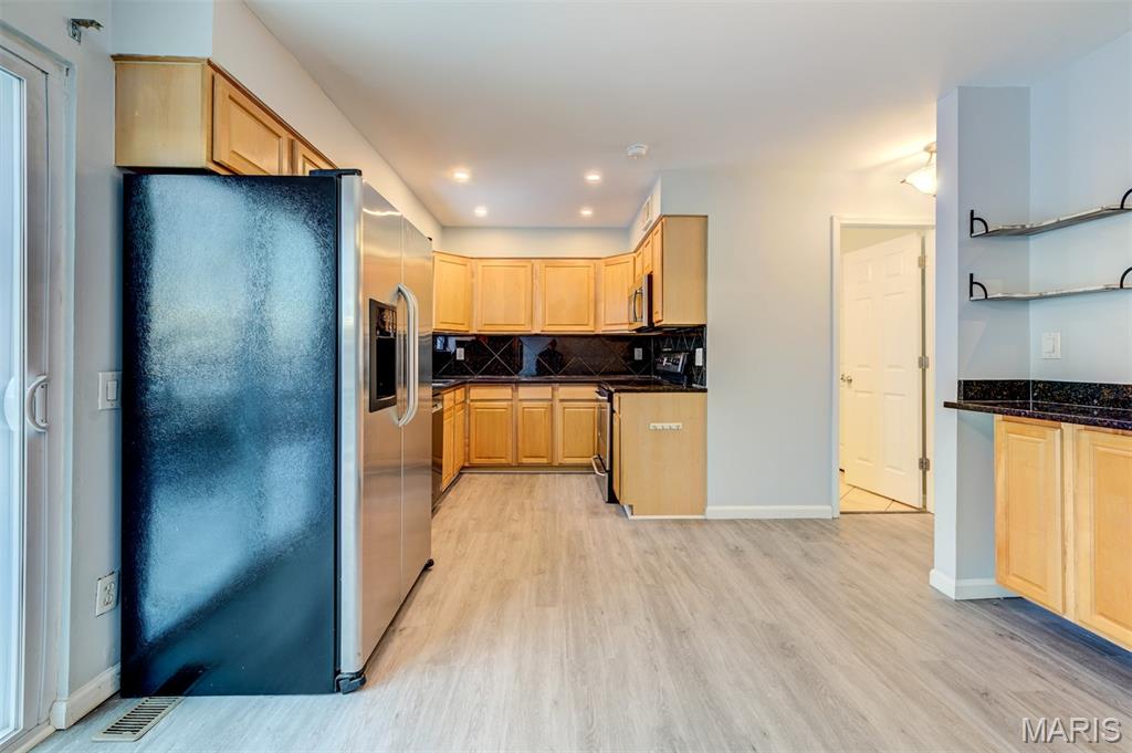 Driftwood Place Condo - Residential