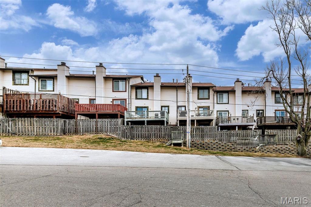 Driftwood Place Condo - Residential