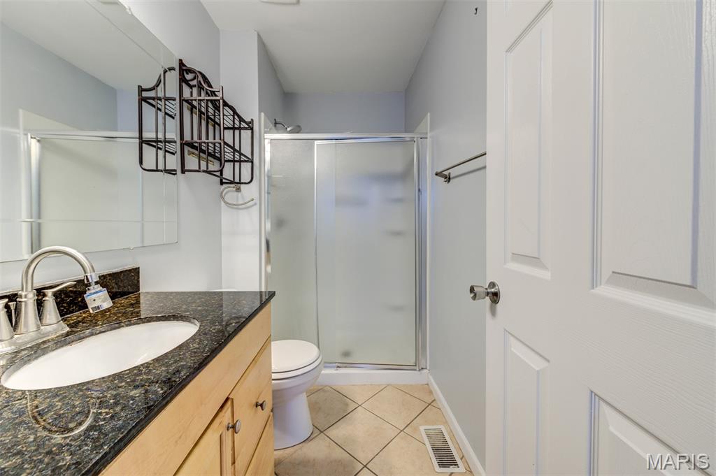 Driftwood Place Condo - Residential