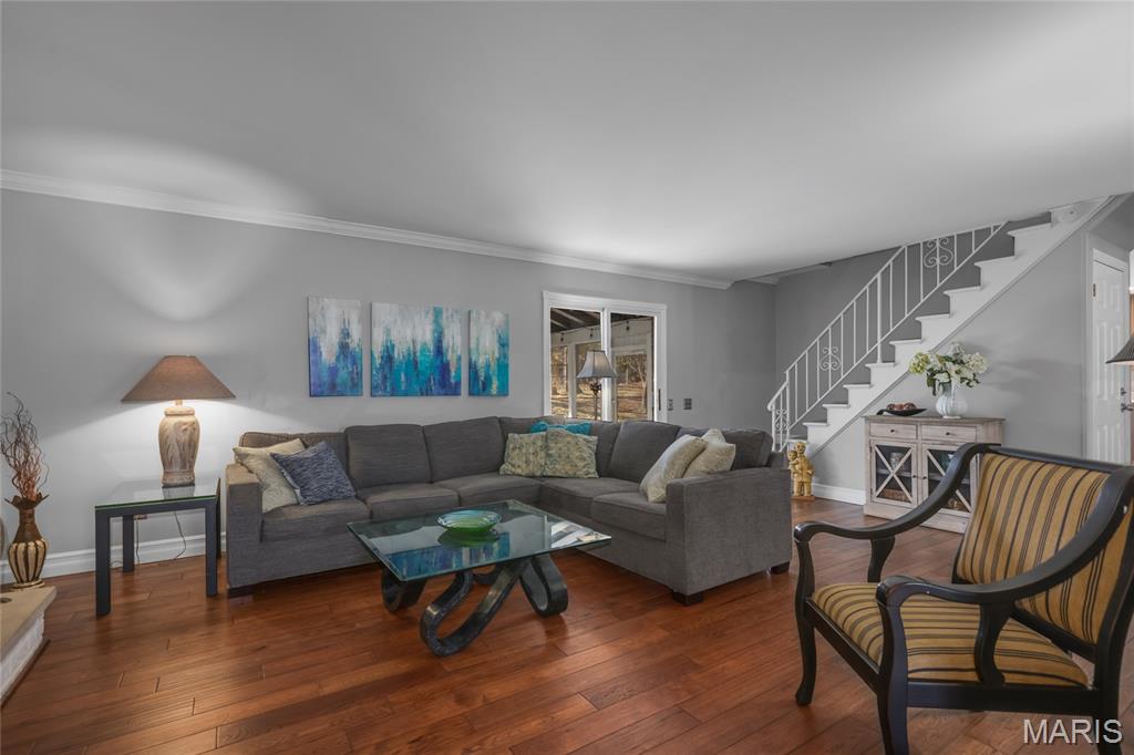 Royal Acres Place - Residential