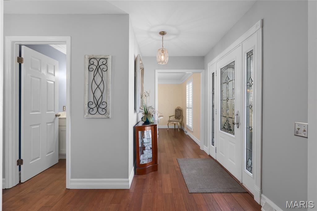 Royal Acres Place - Residential