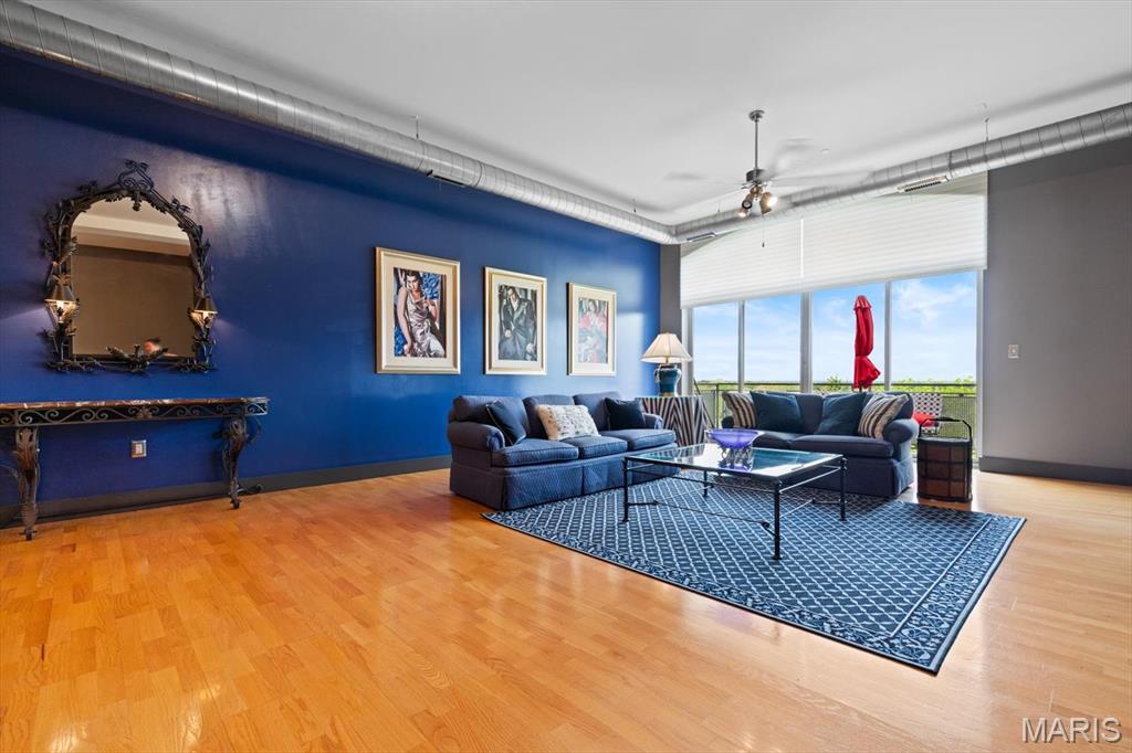 Summit Lofts A Condo The - Residential