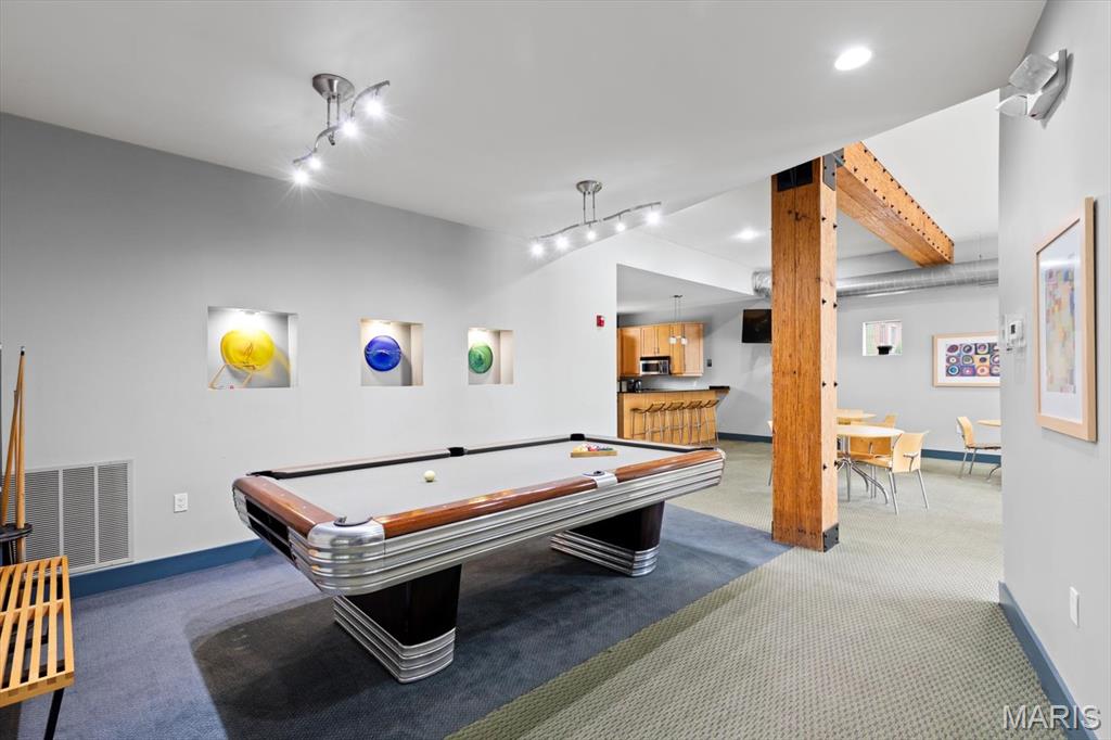 Summit Lofts A Condo The - Residential