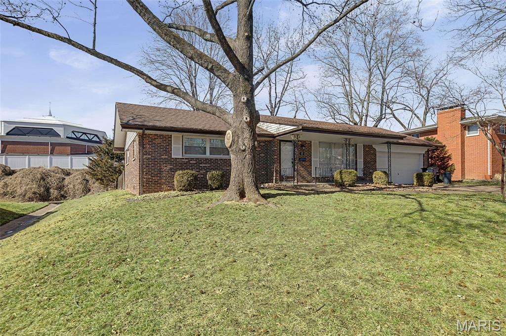 13 Chamberlain Court