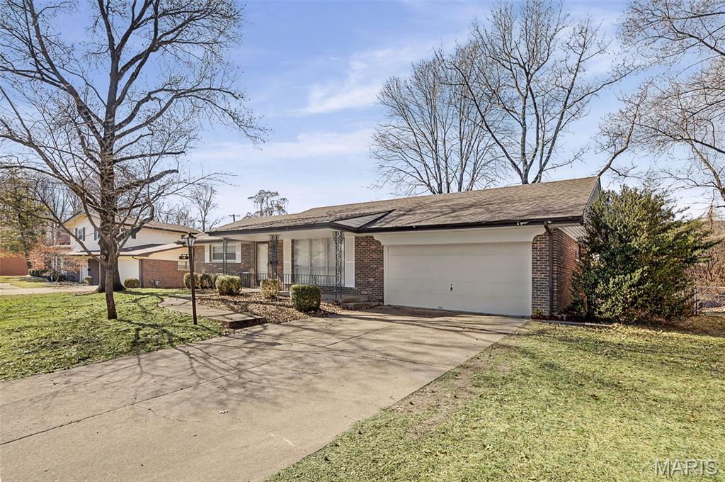 13 Chamberlain Court