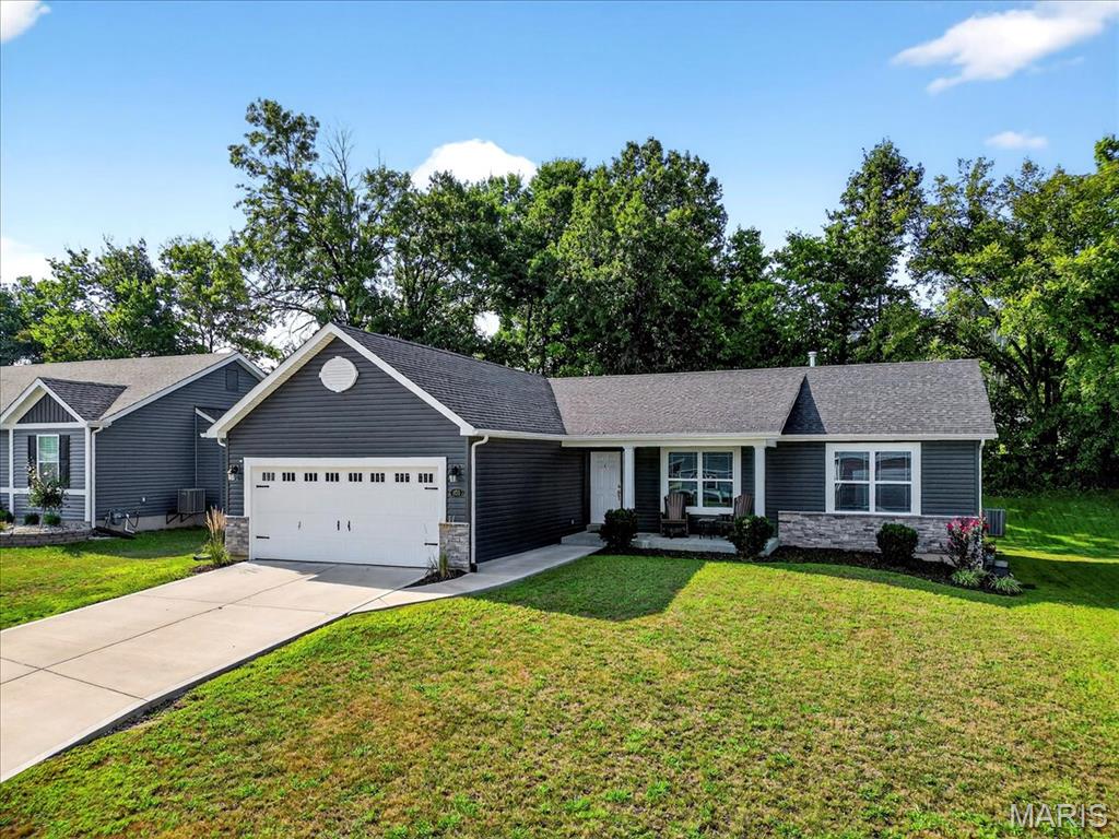 Majestic Lakes - Residential