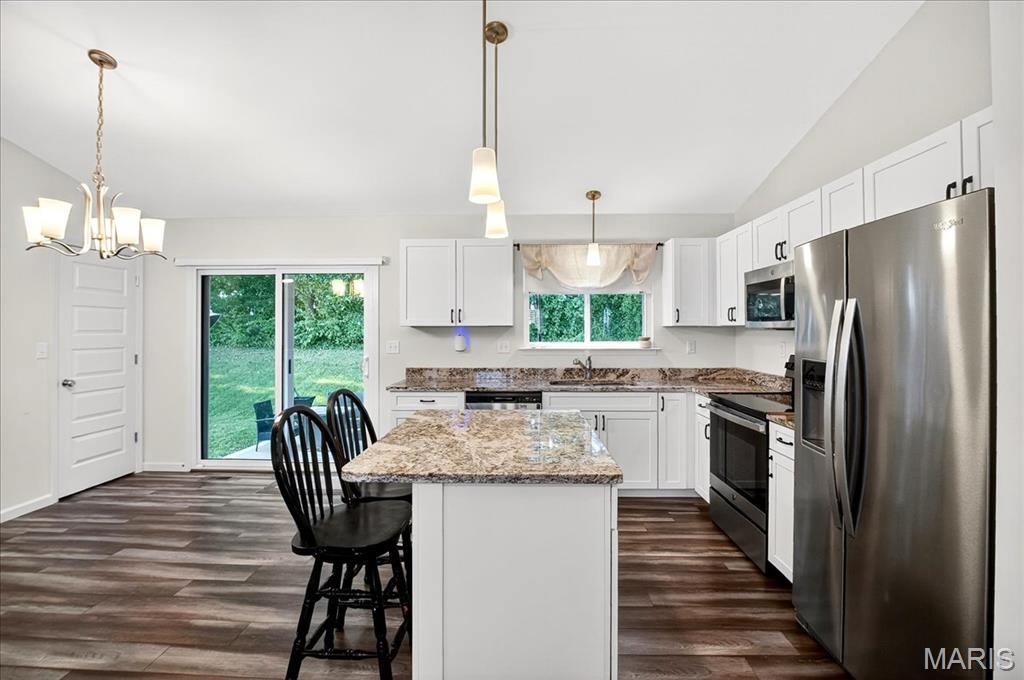 Majestic Lakes - Residential