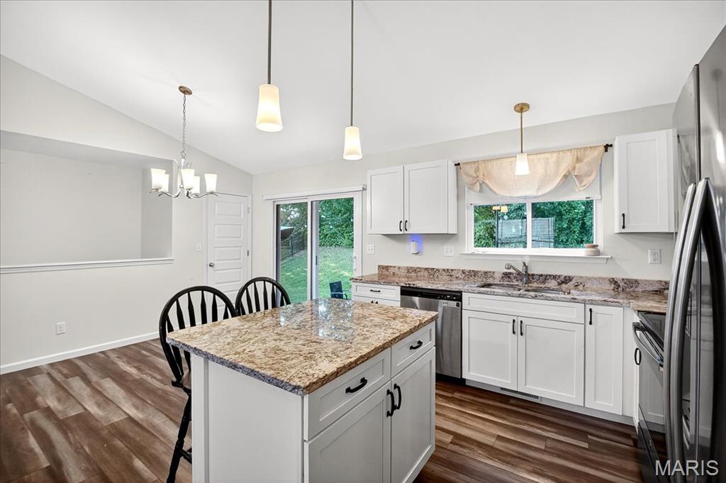 Majestic Lakes - Residential