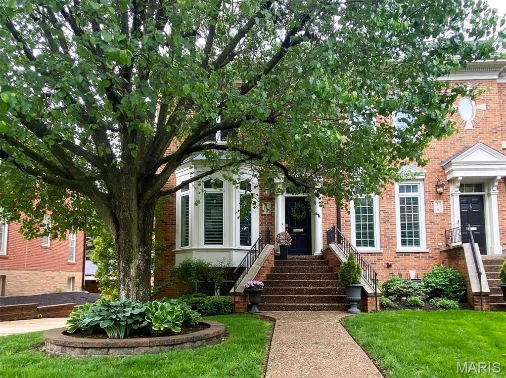 Brighton Way Twnhms A Condo - Residential