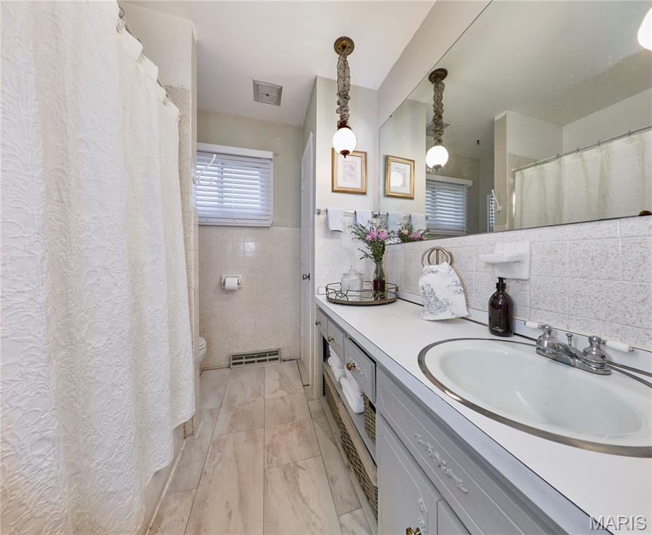 Henry Woods - Residential