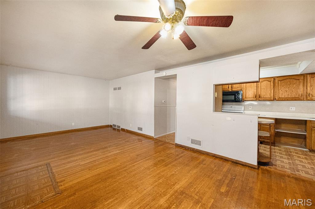 Glasgow Village Unit 11 - Residential