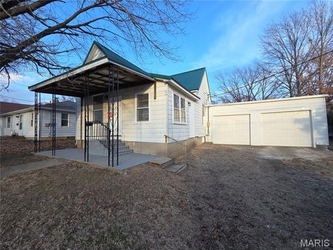 712 N Main Street Marissa IL 62257