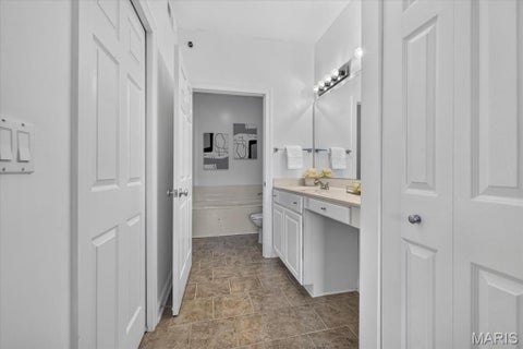 Tiny photo for 13101 Mill Crossing Court #200, Creve Coeur, MO 63141 (MLS # 26057547)