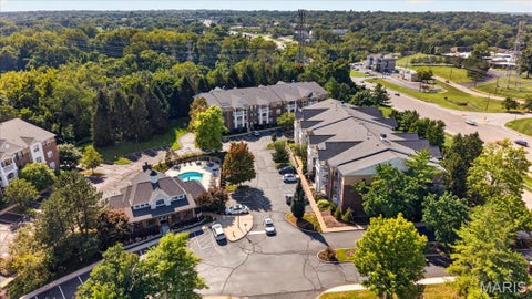 Tiny photo for 13101 Mill Crossing Court #200, Creve Coeur, MO 63141 (MLS # 26057547)