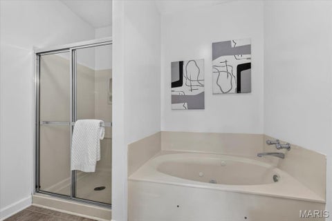 Tiny photo for 13101 Mill Crossing Court #200, Creve Coeur, MO 63141 (MLS # 26057547)