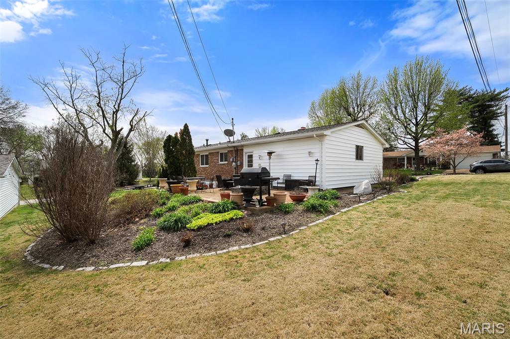 Lin-Tel Manor - Residential