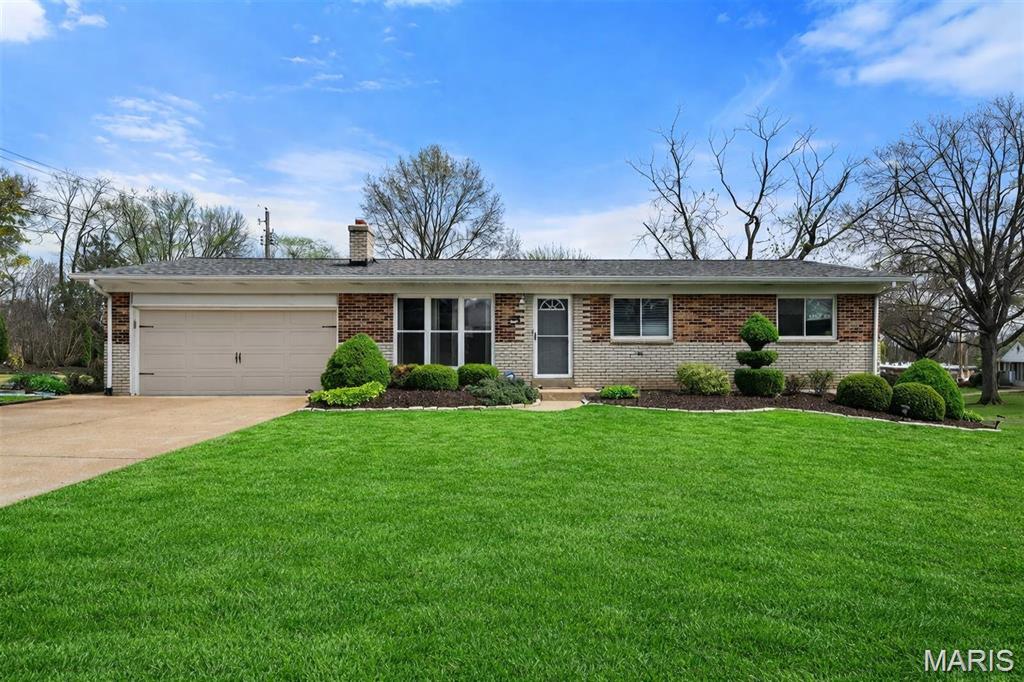 Lin-Tel Manor - Residential