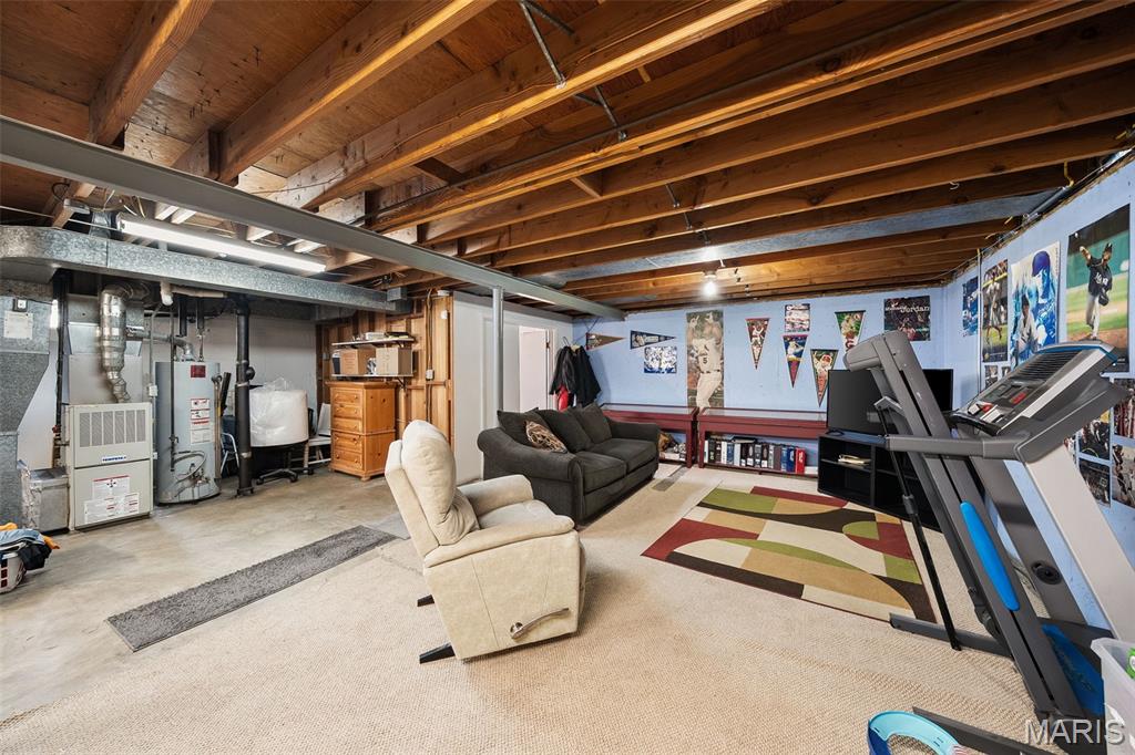 Lin-Tel Manor - Residential