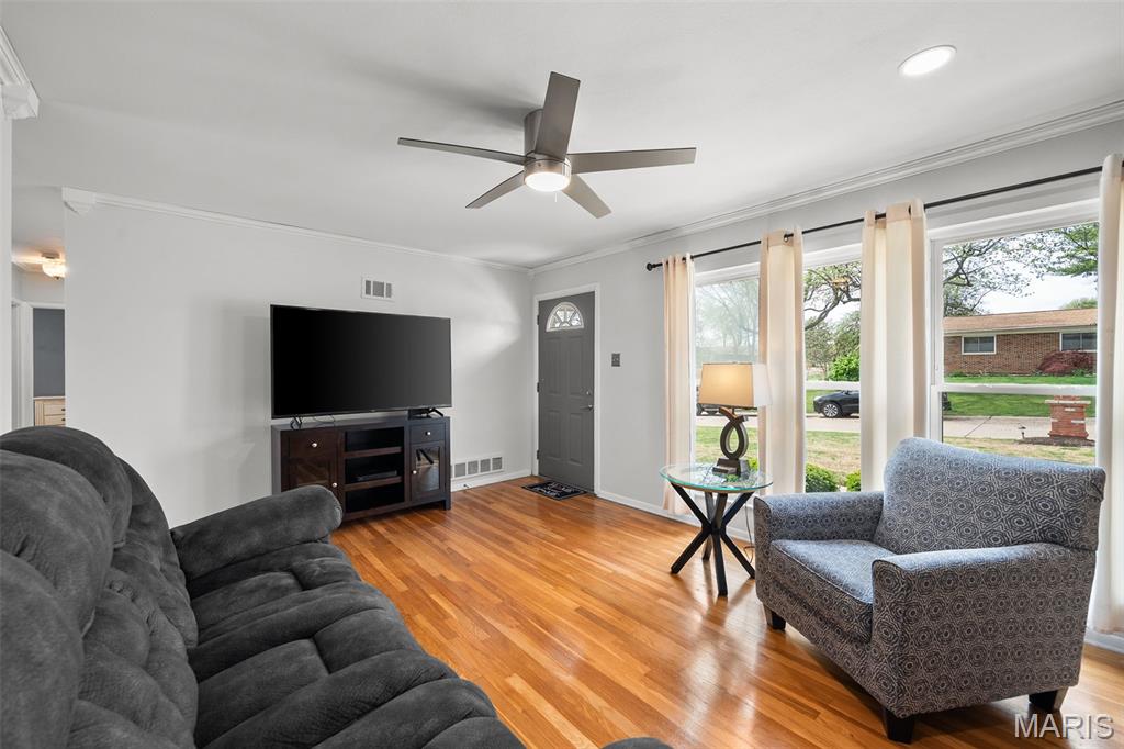 Lin-Tel Manor - Residential