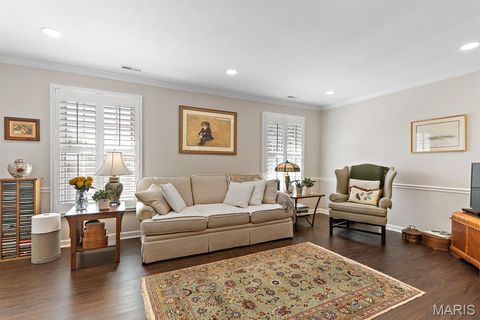 Tiny photo for 522 N Kirkwood Road #2B, Kirkwood, MO 63122 (MLS # 25066393)