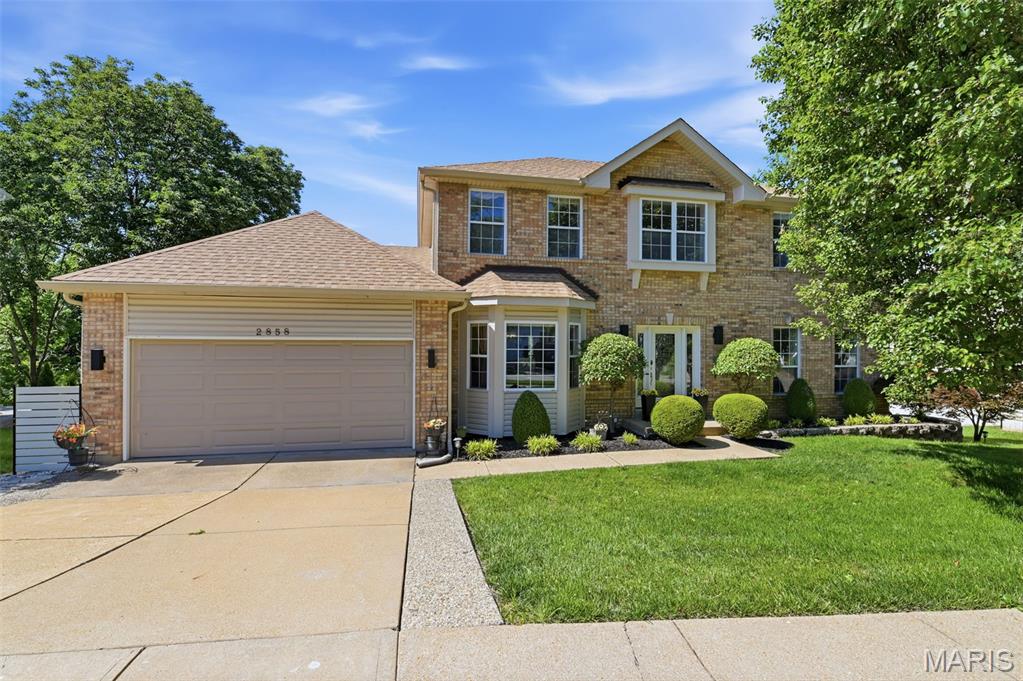 Estates At Arrowhead The - Residential