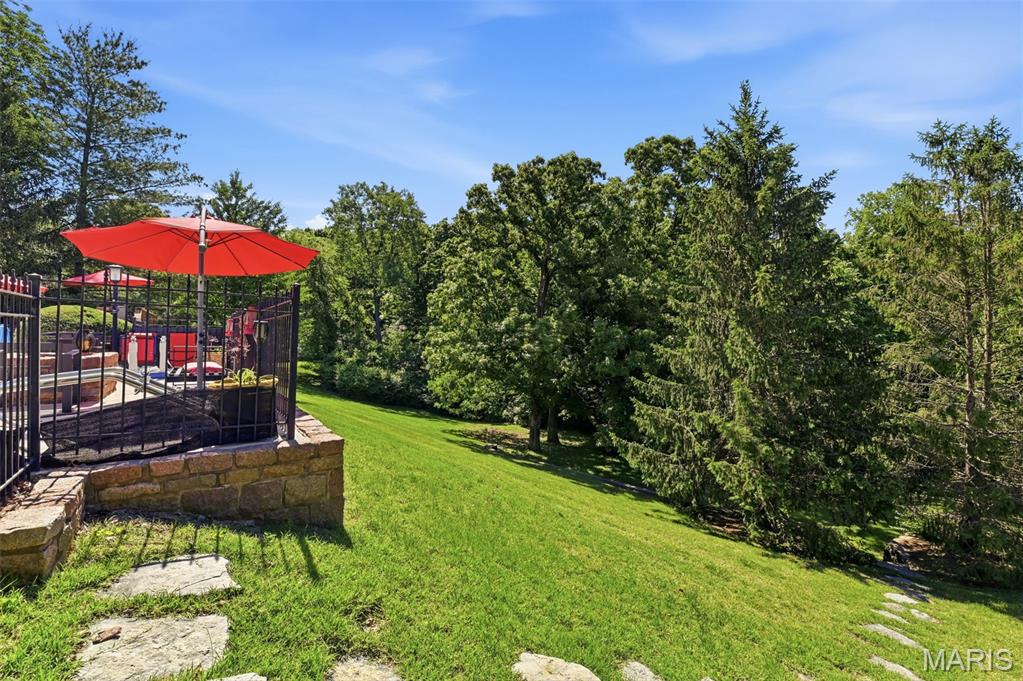 Estates At Arrowhead The - Residential