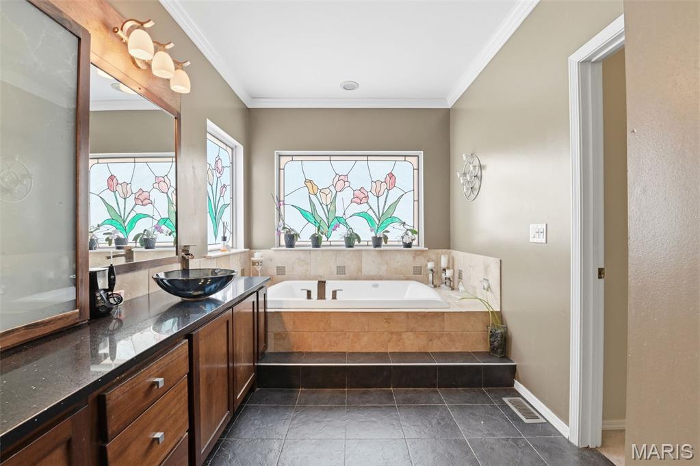 Estates At Arrowhead The - Residential