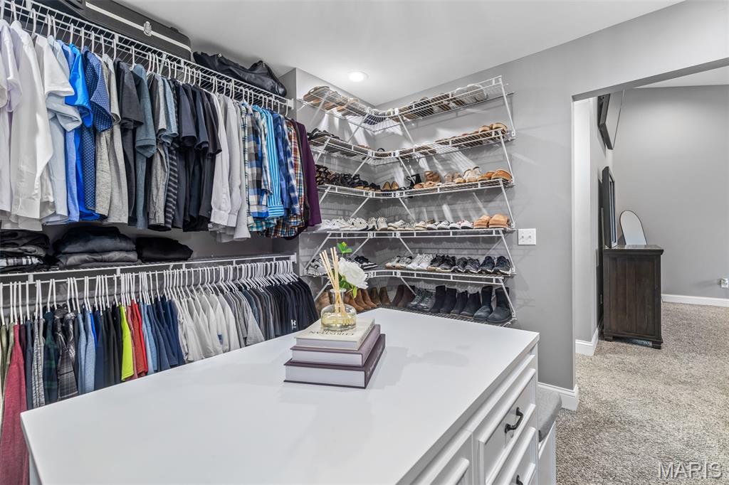 Saddle Crk - Residential