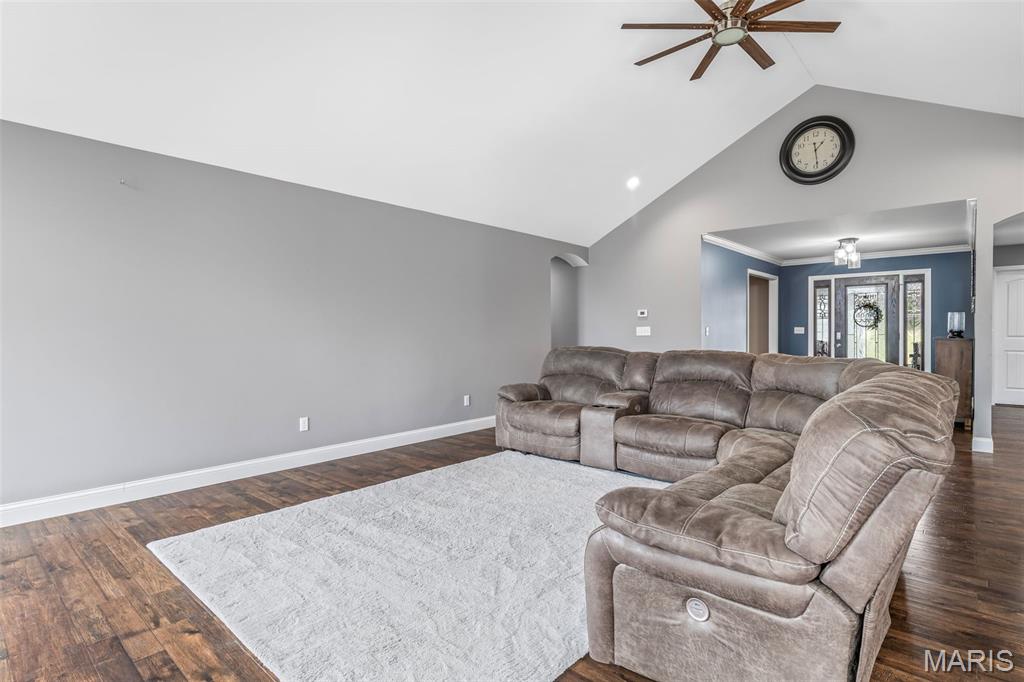 Saddle Crk - Residential