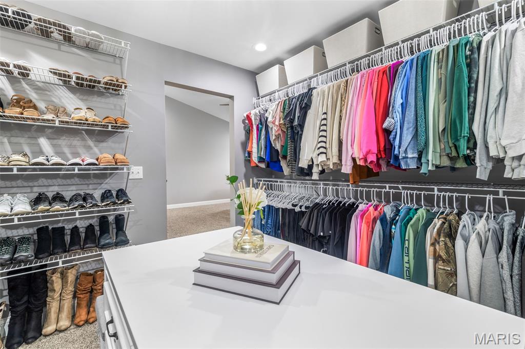 Saddle Crk - Residential