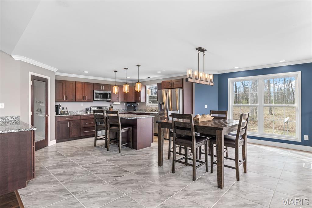 Saddle Crk - Residential