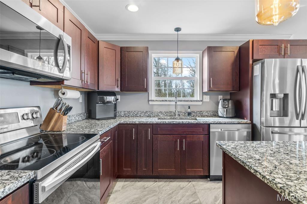 Saddle Crk - Residential