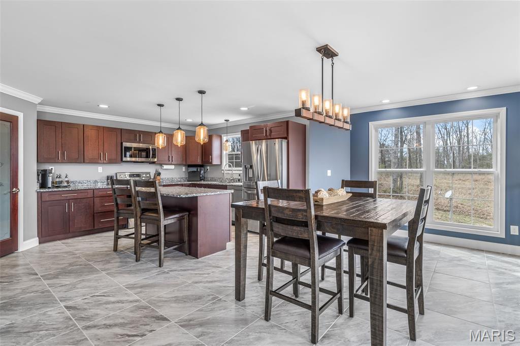 Saddle Crk - Residential