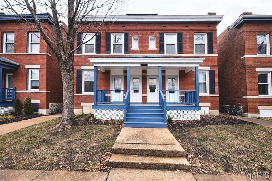 Located in the heart of the highly desirable Shaw neighborhood, 4261 Russell Blvd presents a fantastic investment opportunity in one of St. Louis’ most walkable and sought-after communities. This solid brick four-family features four spacious 1-bedroom units, each offering updated kitchens and bathrooms that appeal to today’s tenants.
The property is well maintained with stable tenants already in place, making this a strong addition to any rental portfolio. The classic architecture combined with thoughtful interior updates creates a blend of historic charm and modern convenience.
Shaw is known for its tree-lined streets, vibrant community feel, and unbeatable location. Just steps from the Missouri Botanical Garden, Tower Grove park and only minutes from Downtown St. Louis, this property offers the perfect balance of neighborhood charm and city accessibility.
Whether you're expanding your portfolio or securing an asset in one of the city’s premier neighborhoods, this is an opportunity worth serious consideration.