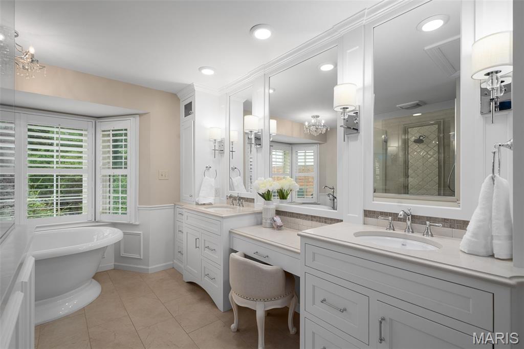 Arlington Oaks - Residential