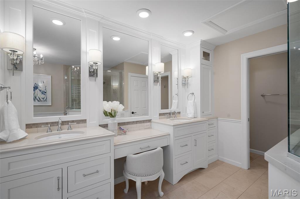 Arlington Oaks - Residential