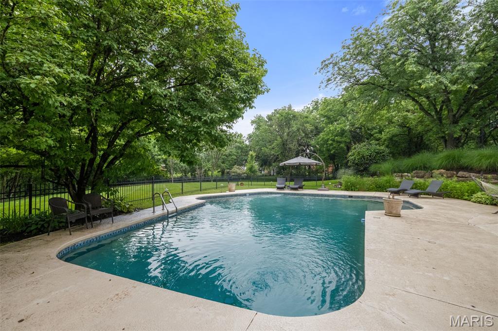 Arlington Oaks - Residential