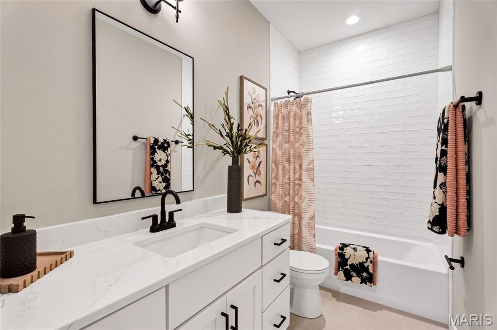 Gates Manor - Residential