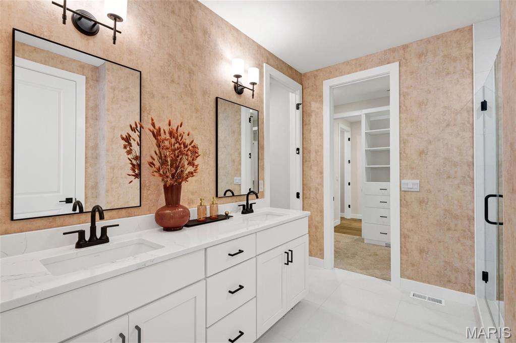 Gates Manor - Residential