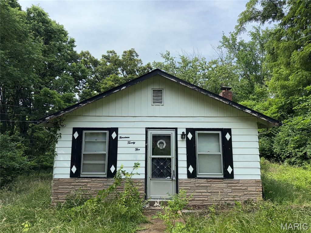 Photo of 1925 W Woodbine Ave Ave, Kirkwood, MO 63122 (MLS # 25038773)