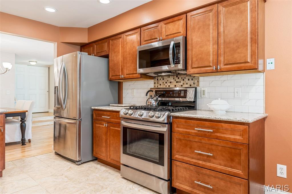 Royal pines 1 Condo First - Residential