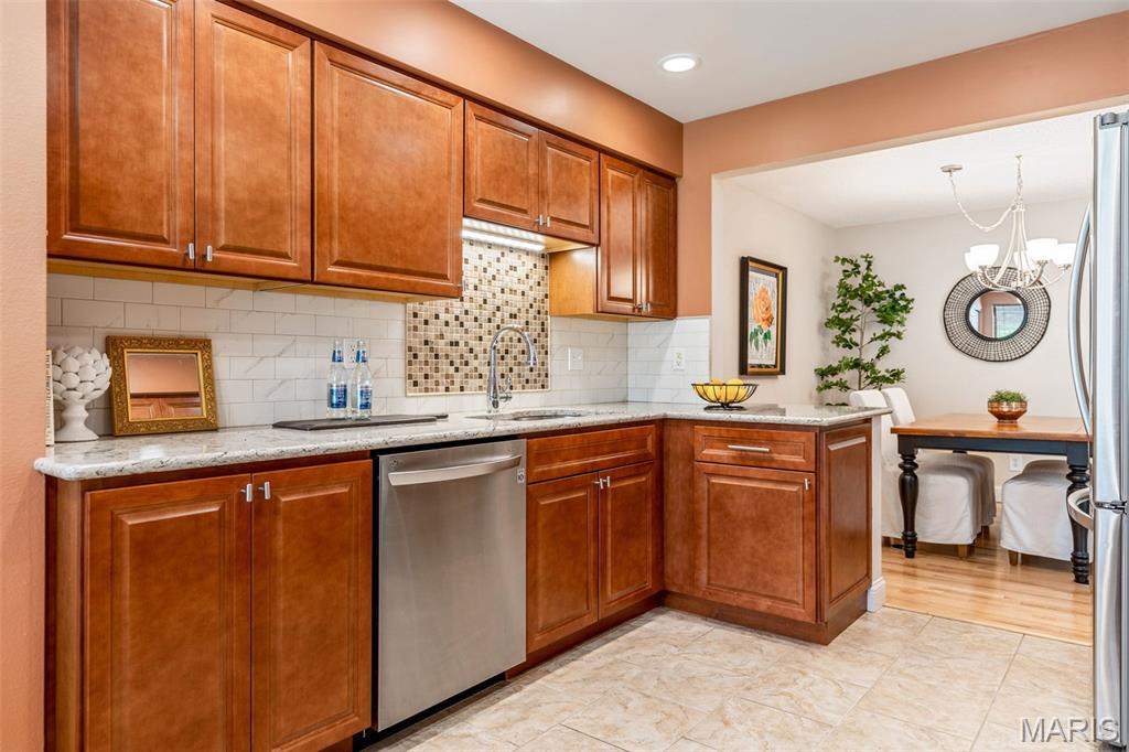 Royal pines 1 Condo First - Residential