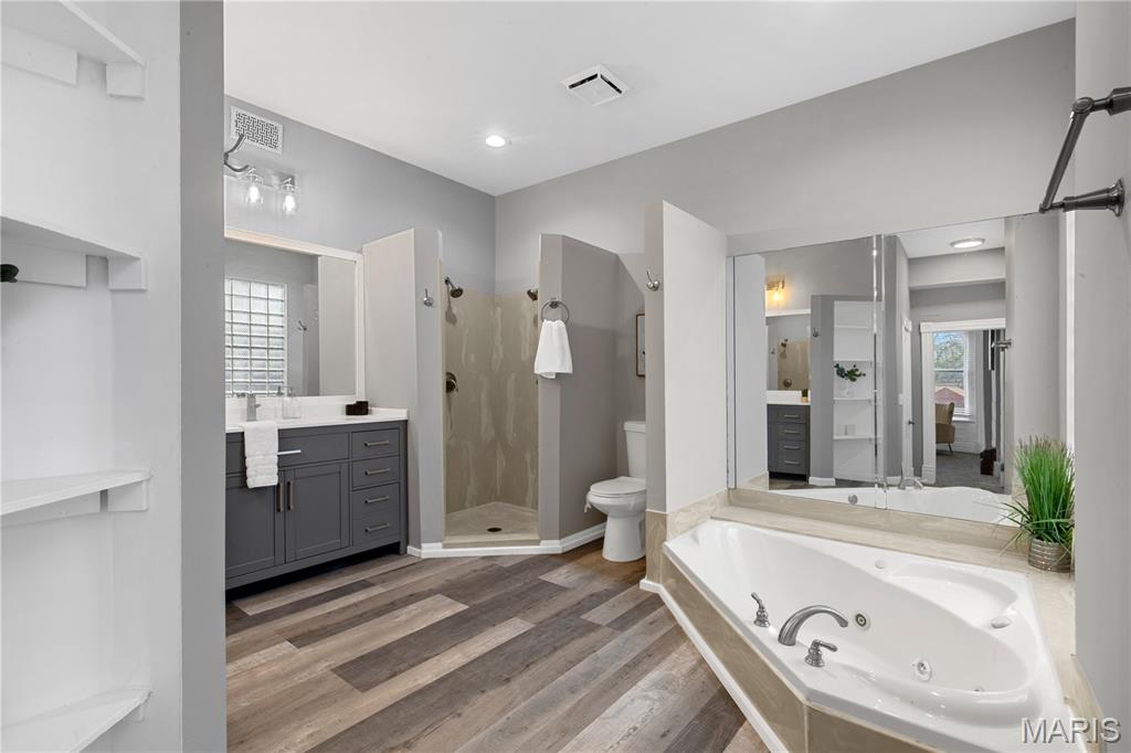 St Louis Commons Add - Residential