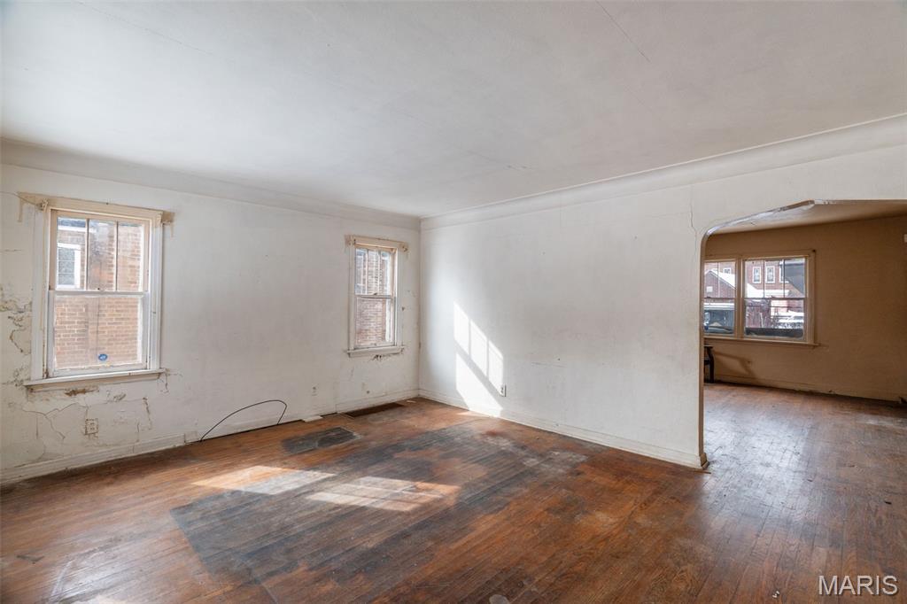 West Walnut Manor - Residential