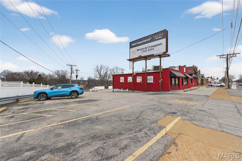 Gravois City Limits Park - Commercial Sale