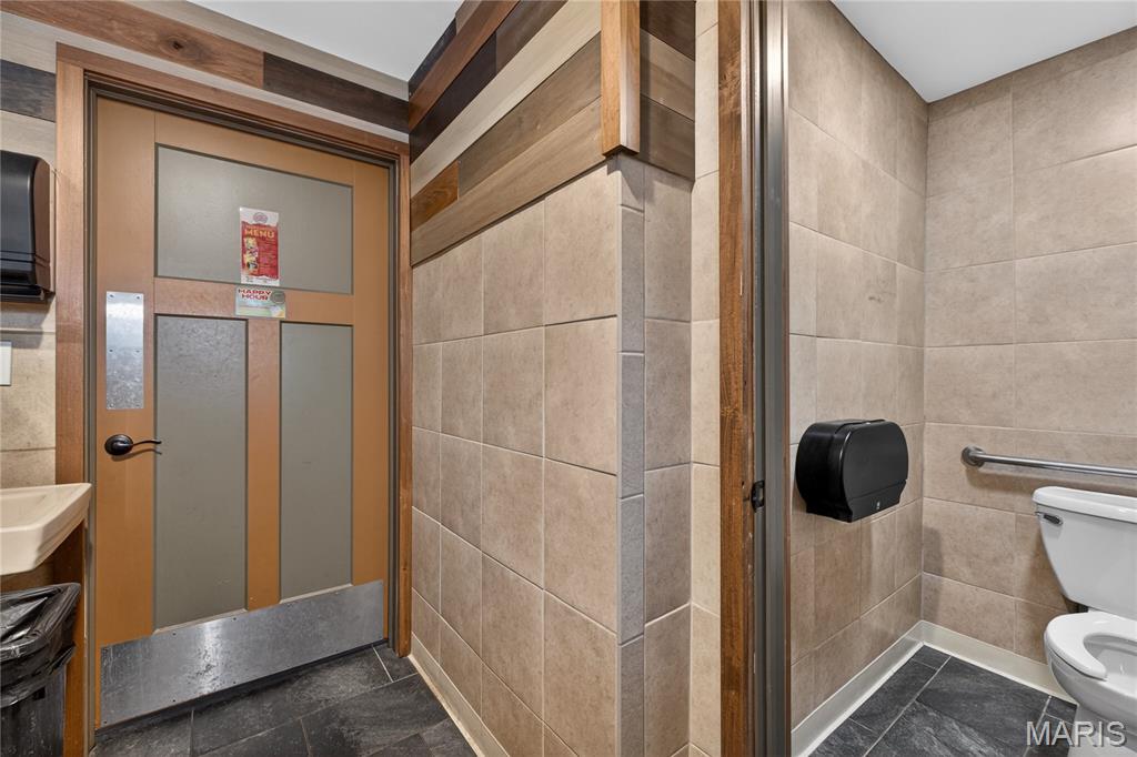 Gravois City Limits Park - Commercial Sale