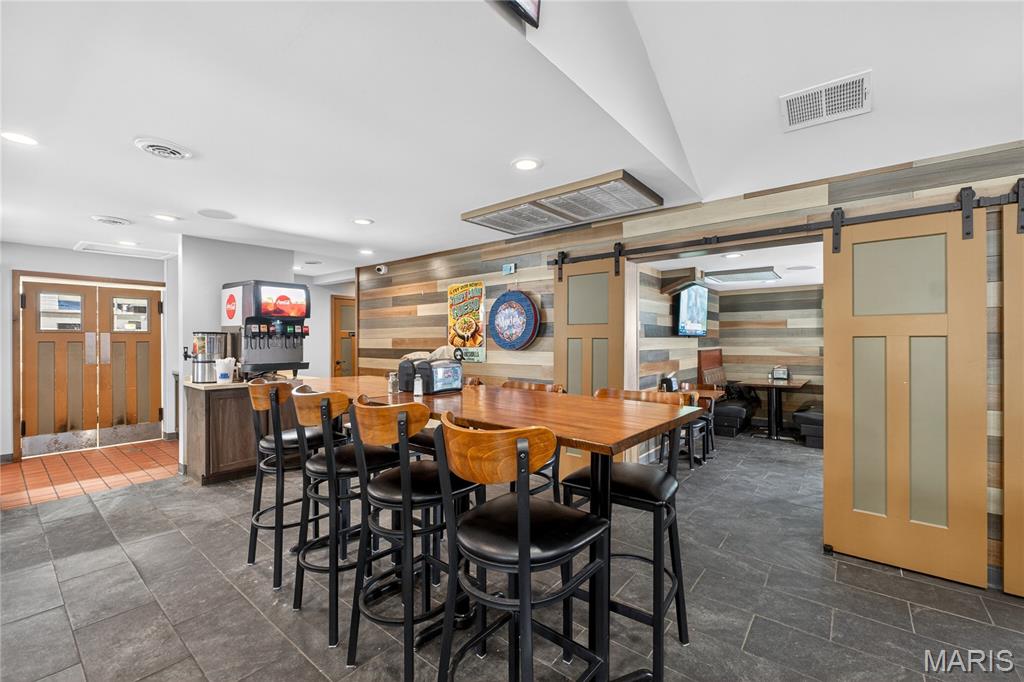 Gravois City Limits Park - Commercial Sale