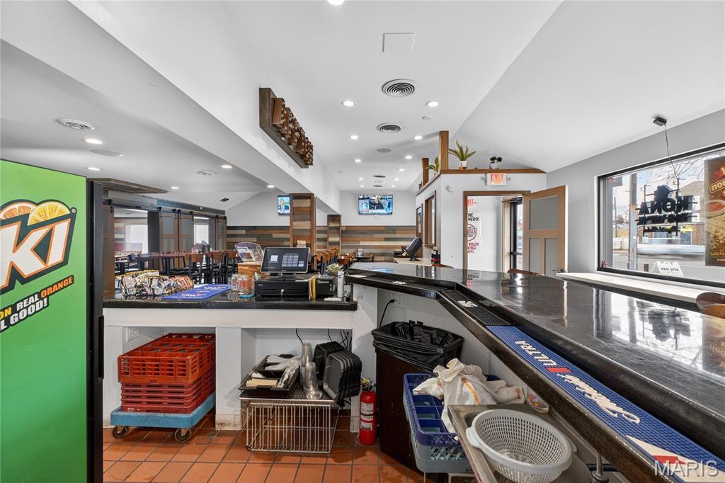 Gravois City Limits Park - Commercial Sale