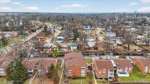 Tiny photo for 522 Nirk Avenue #I, Kirkwood, MO 63122 (MLS # 26004553)