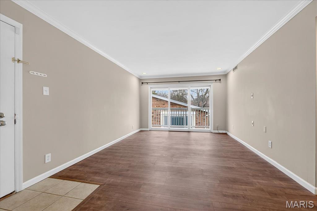 Geyer Place Condo - Residential